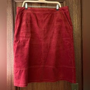 Corduroy skirt with big pockets